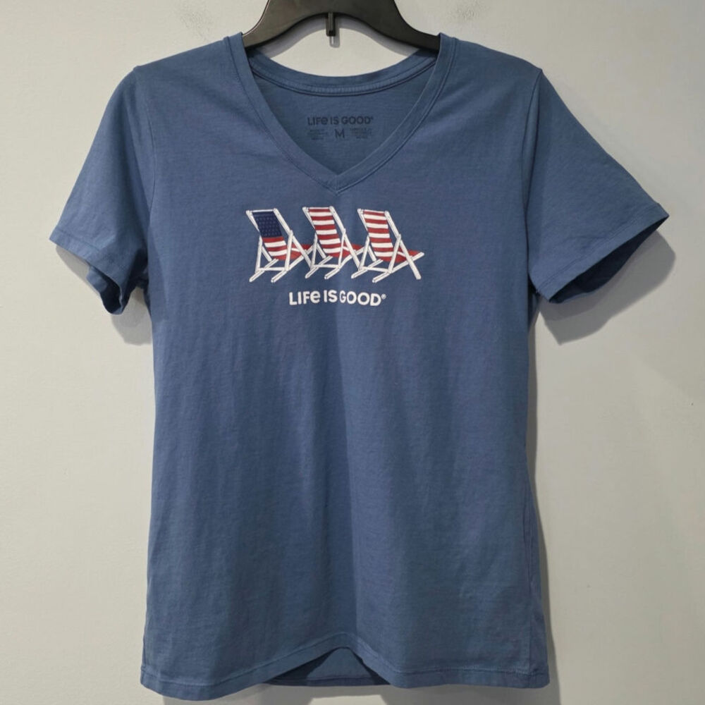 Life is Good Adirondack Chair V-Neck t-shirt Women's size Medium